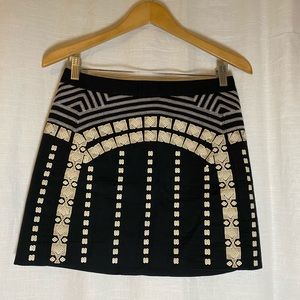 BCBG Maxazria Embroiderd Black & White Mini Skirt